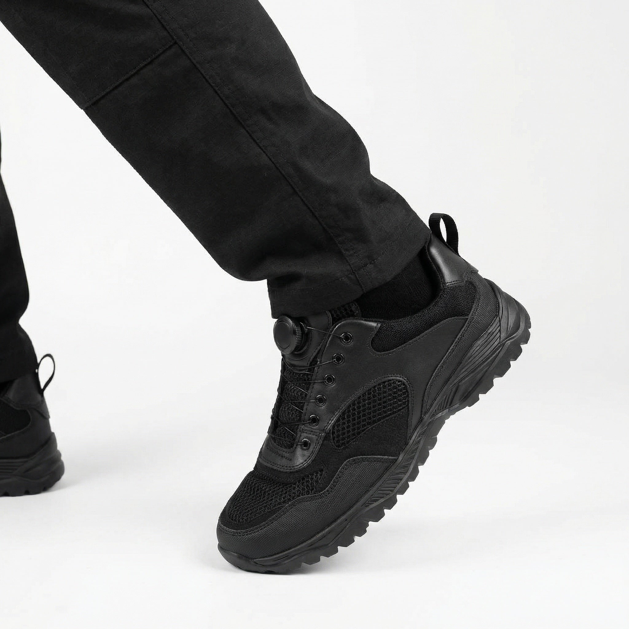 Кросівки Чорні "з системою автошнурівки"