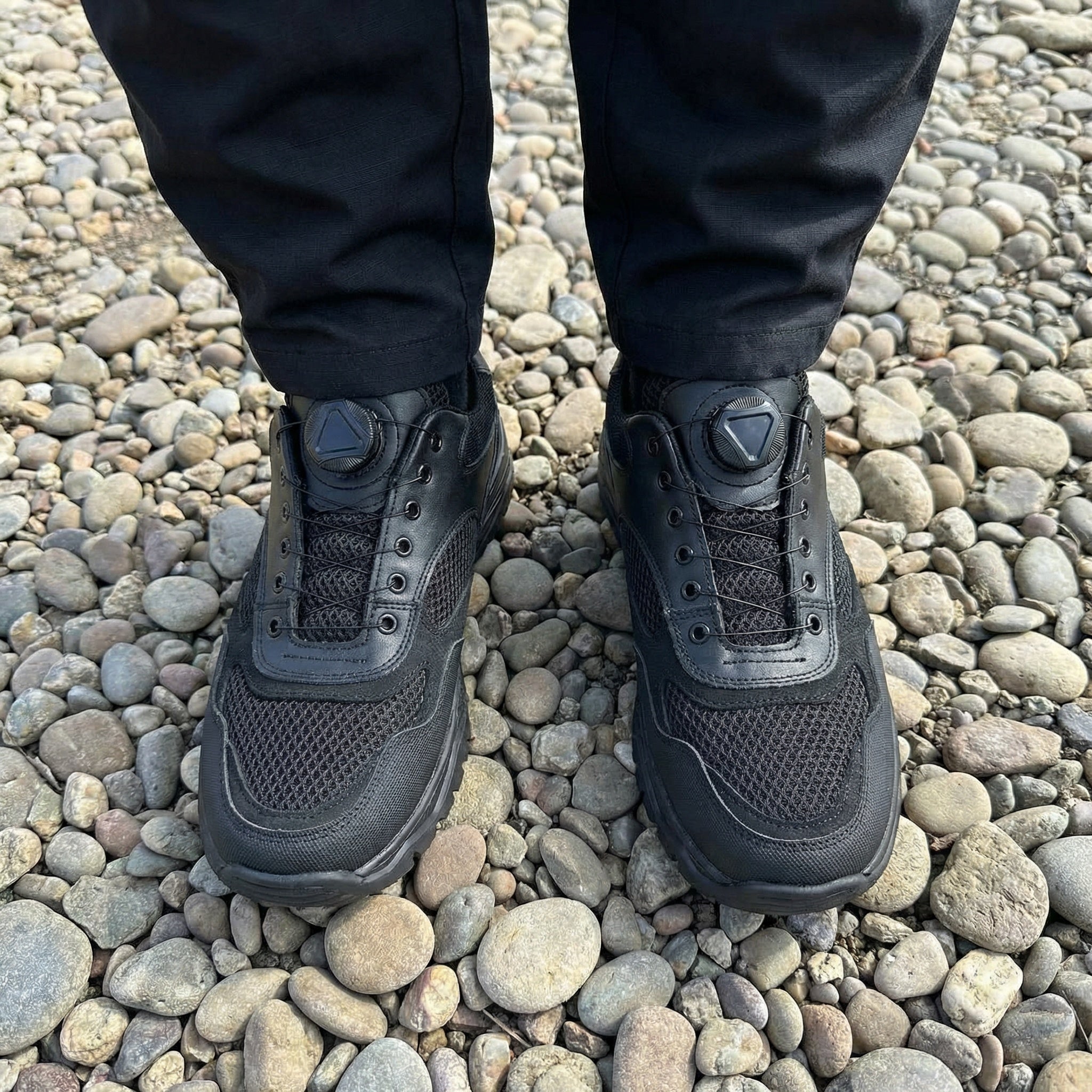 Кросівки Чорні "з системою автошнурівки"